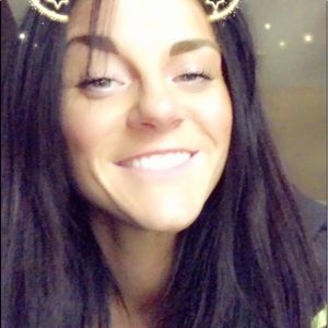 Meet your Posher, Constance